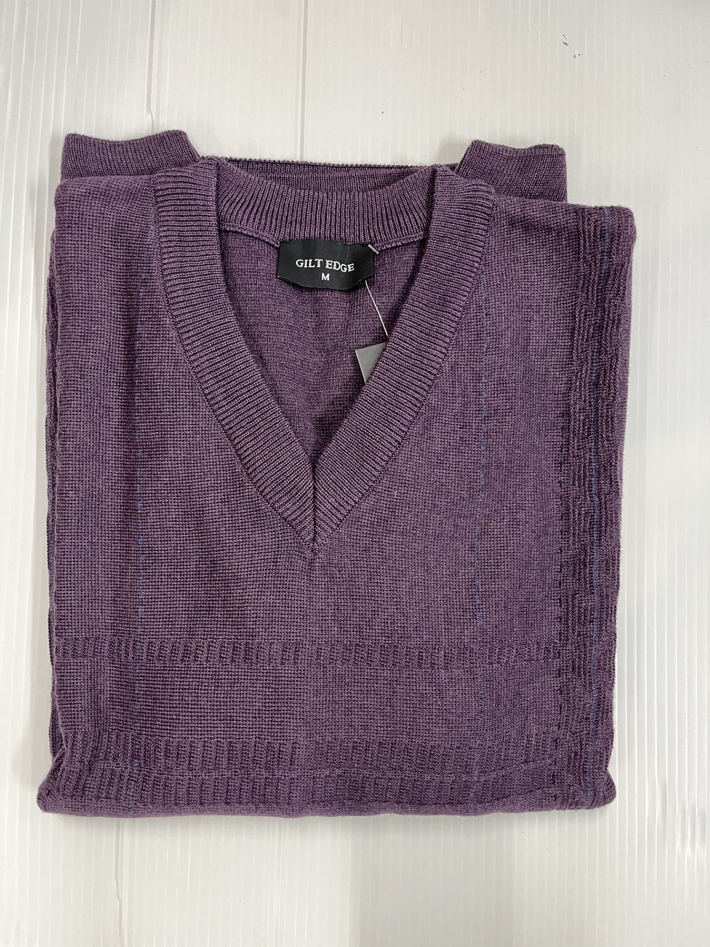 Gilt Edge - V Neck Thistle Knitwear 9618