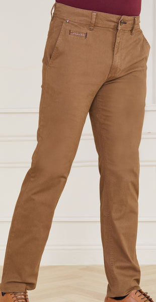 André - Mane Chinos Tan